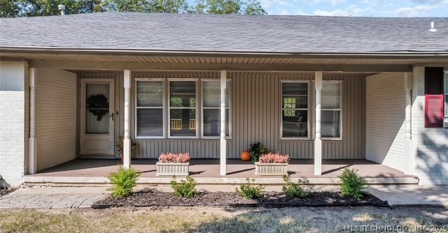 711 N Sw Property Photo 3