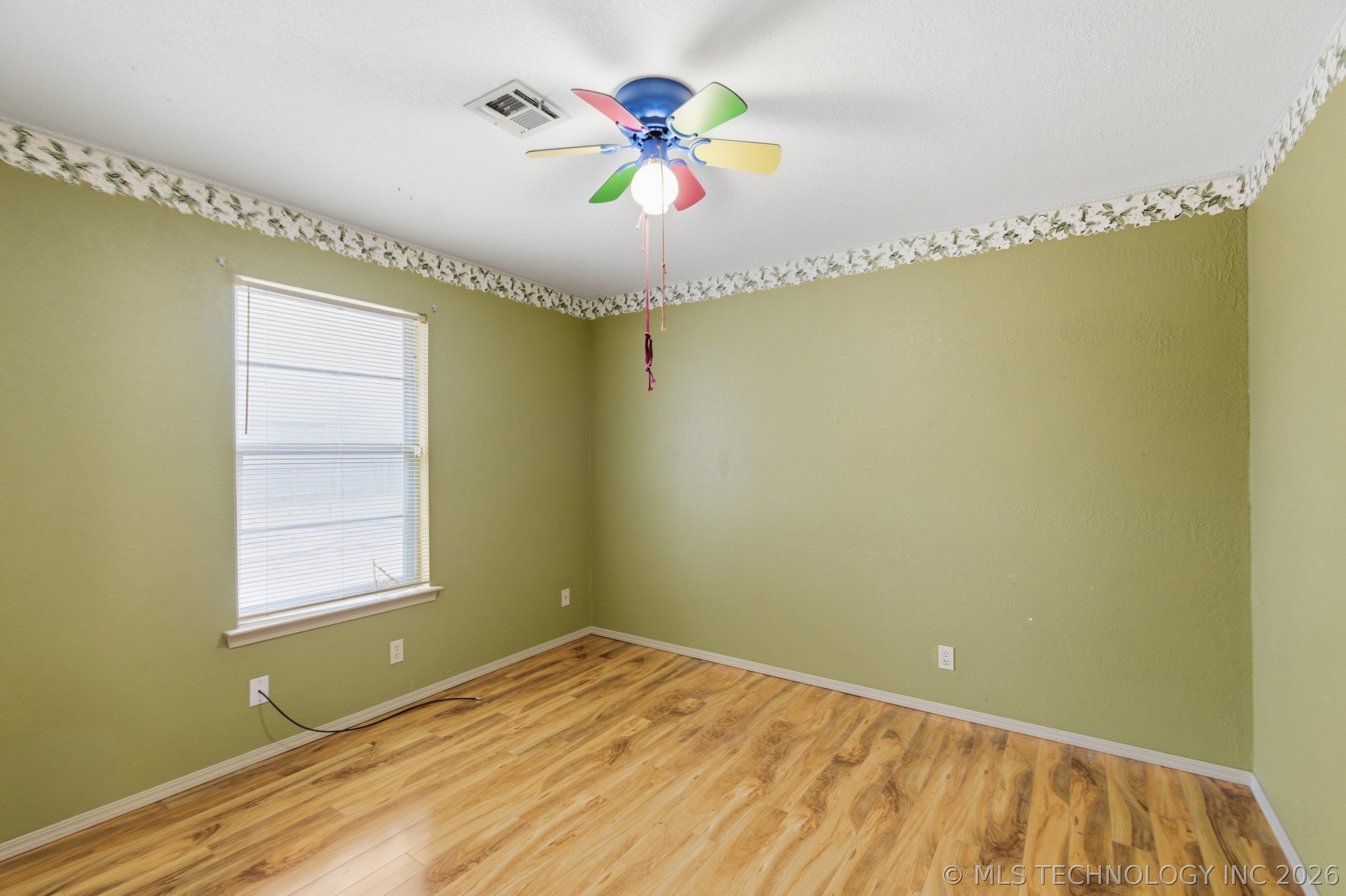 7600 S Maple Avenue Property Photo 14