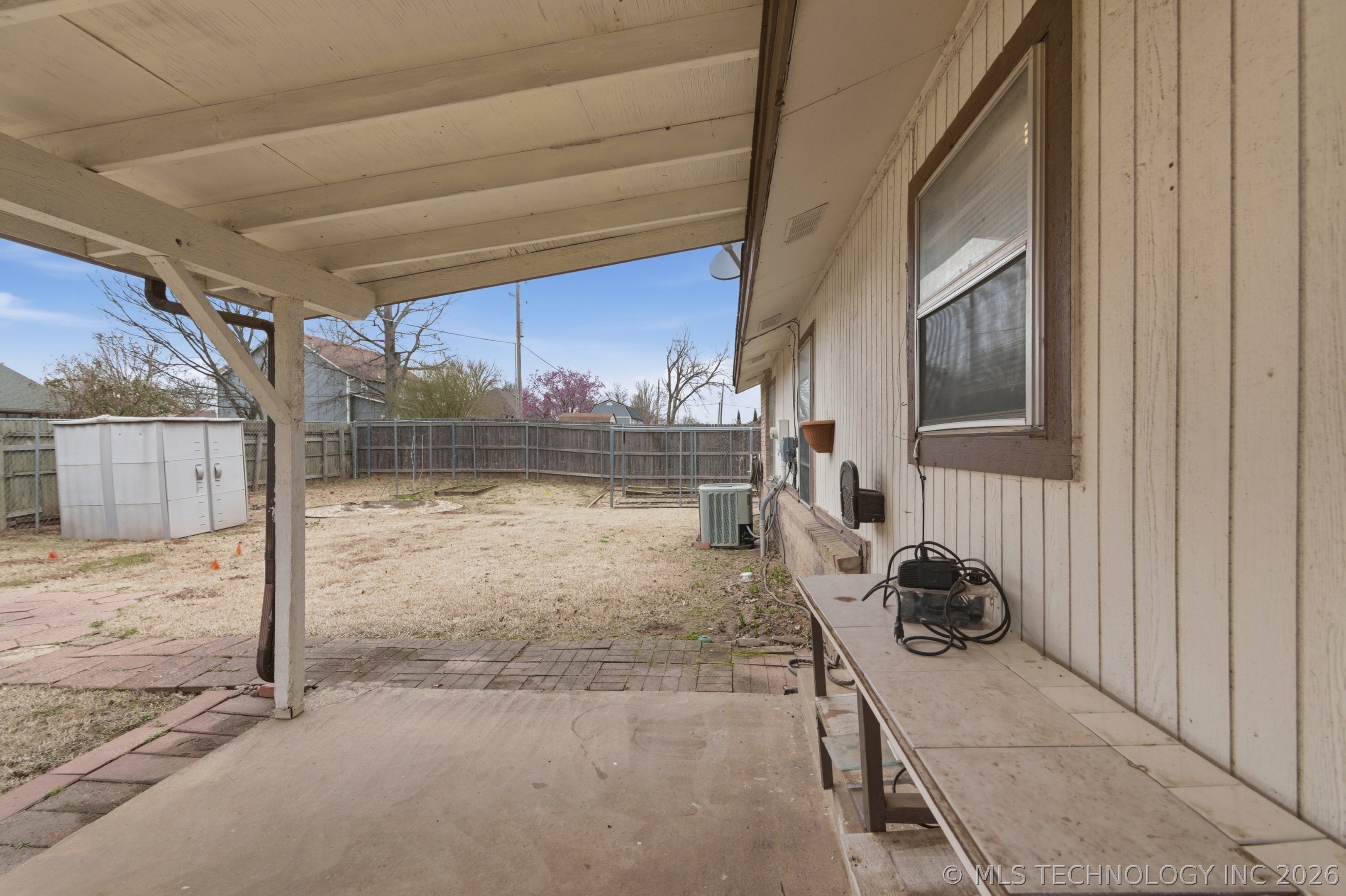 7600 S Maple Avenue Property Photo 19