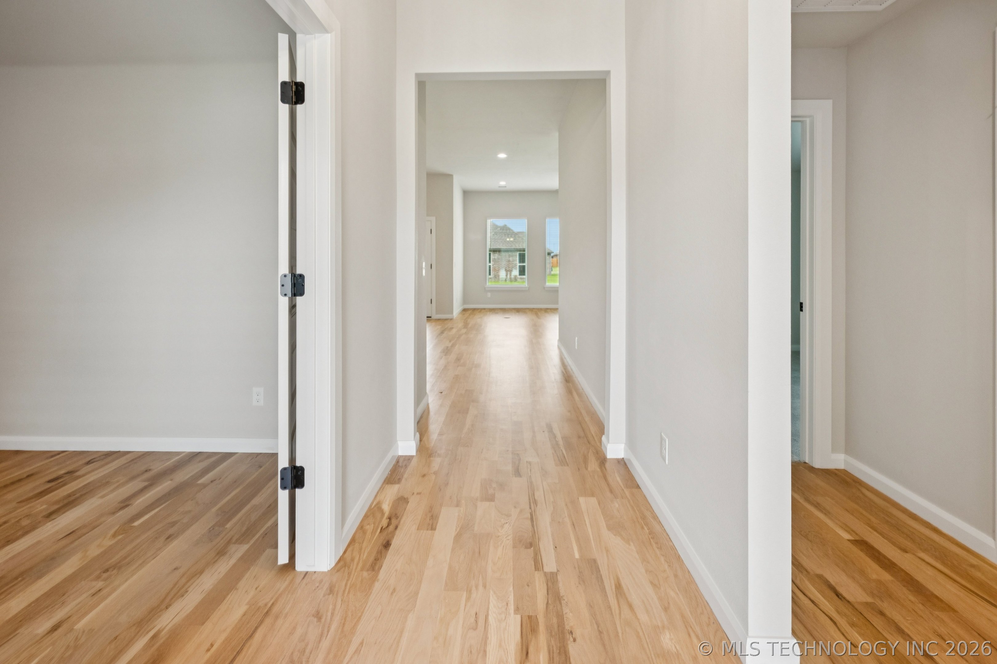 23193 E 106th Place S Property Photo 3