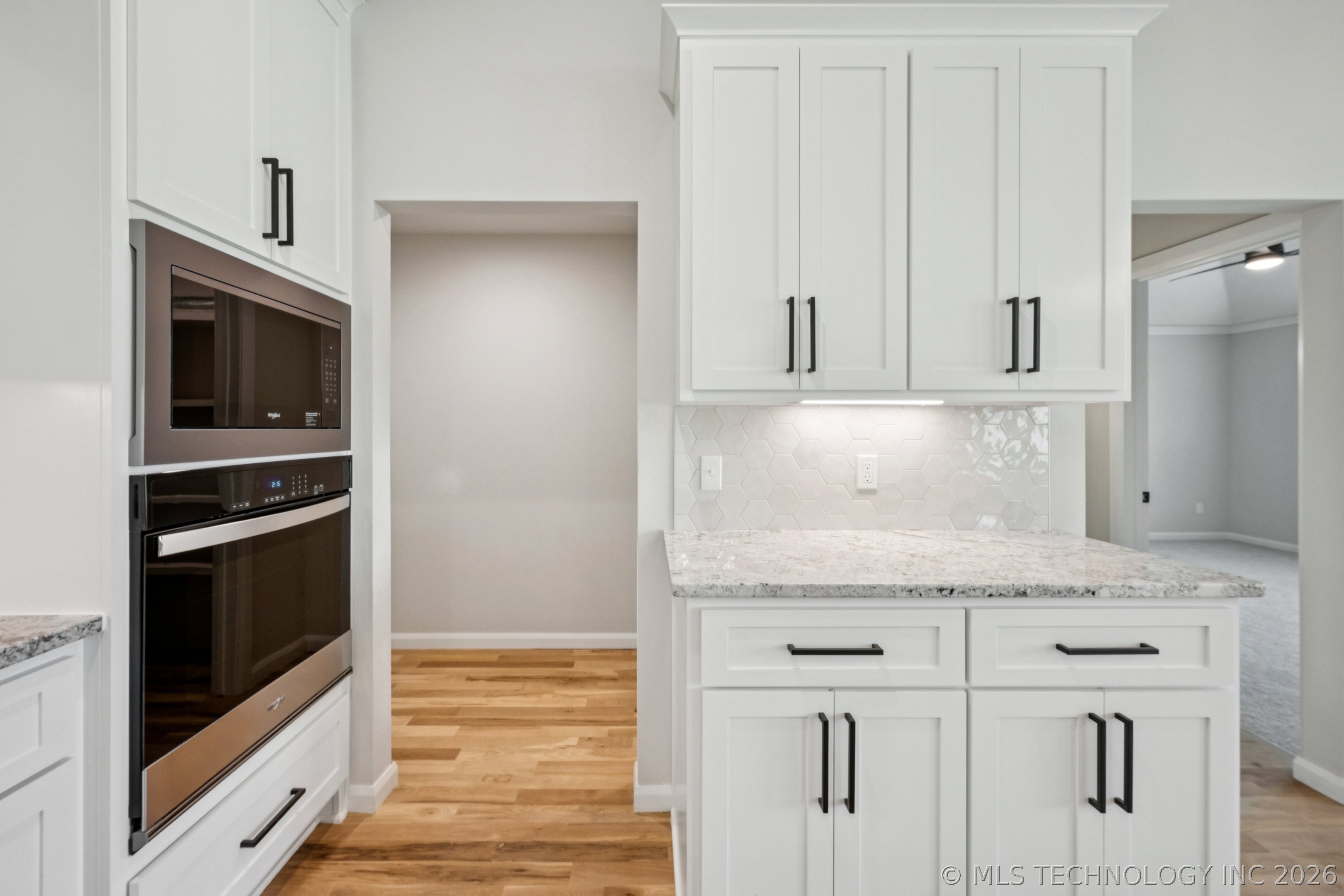 23193 E 106th Place S Property Photo 12