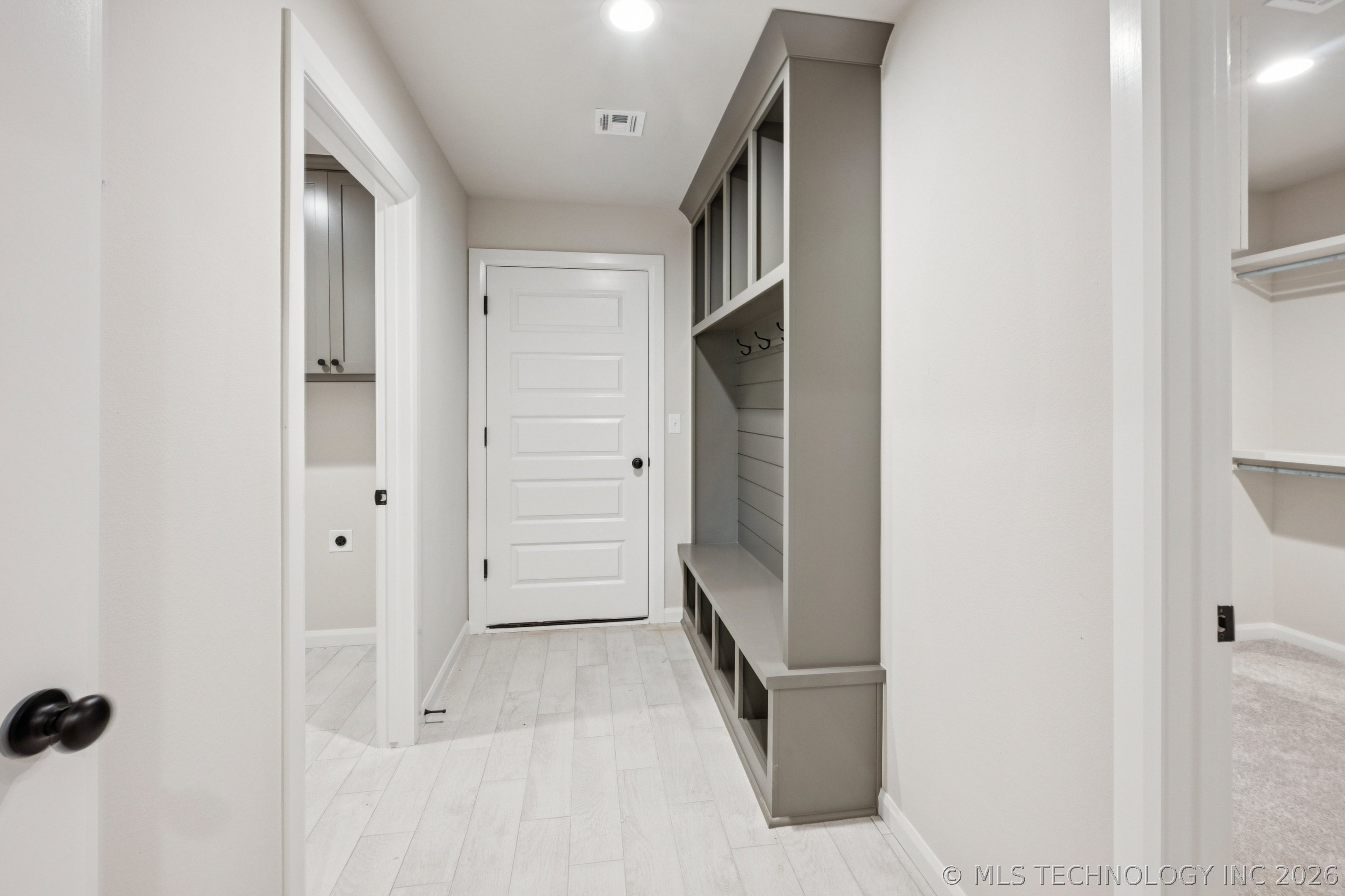 23193 E 106th Place S Property Photo 13