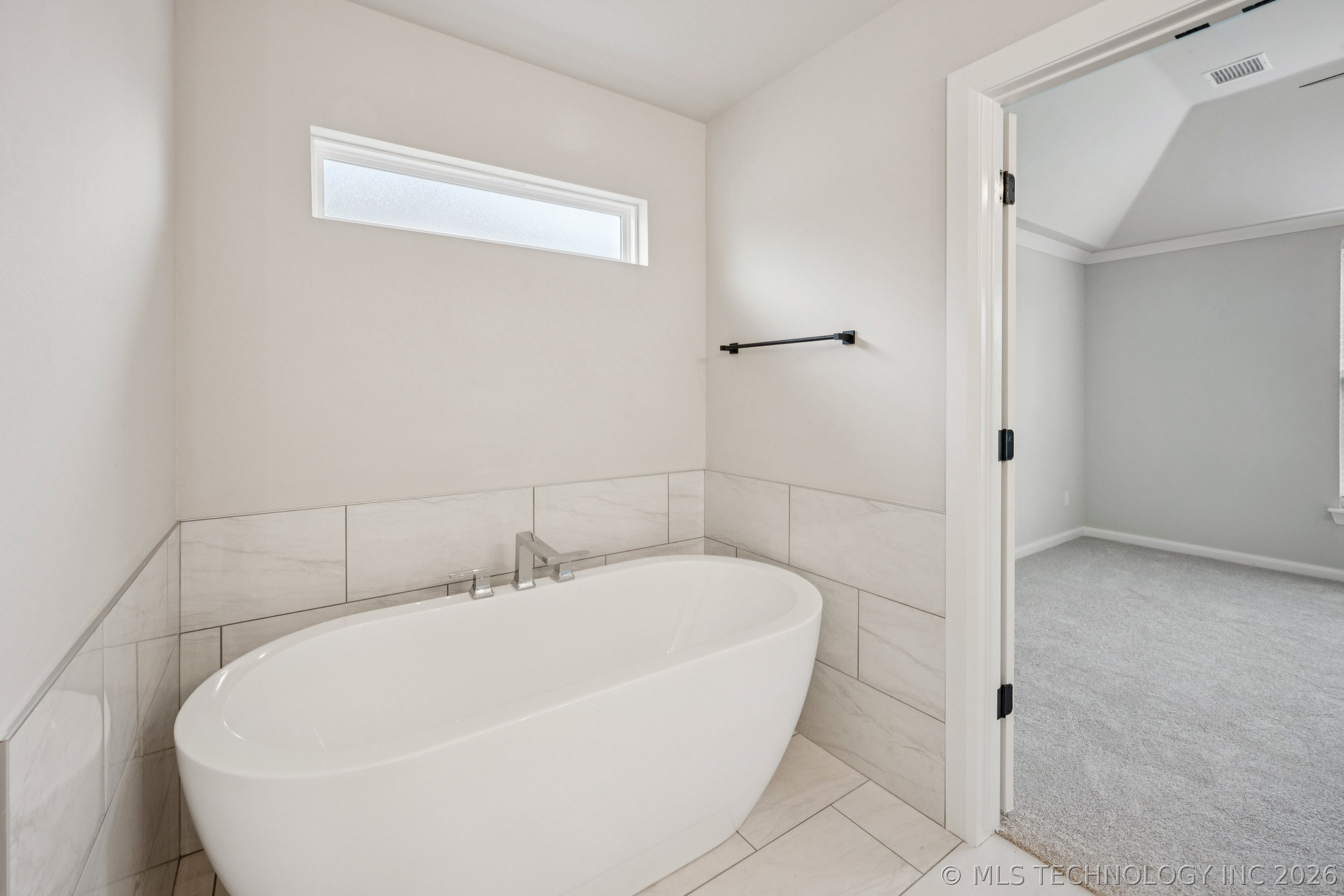 23193 E 106th Place S Property Photo 18