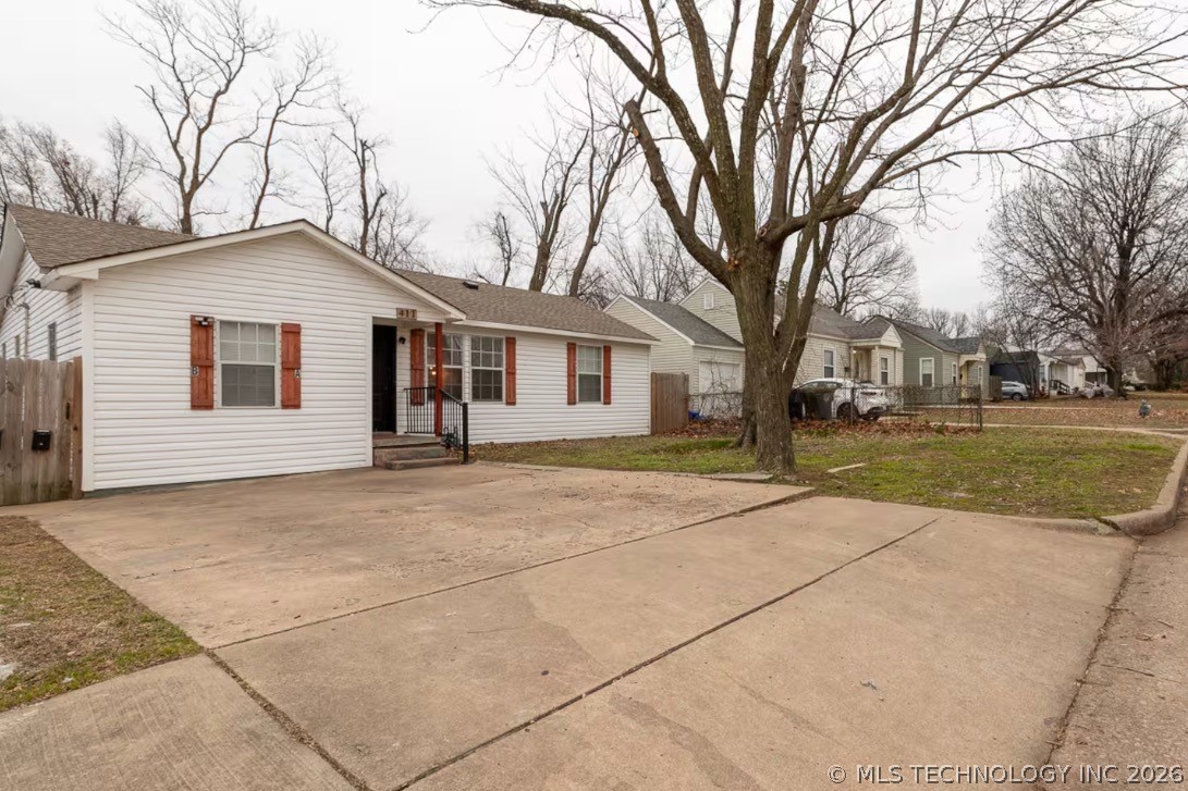 411 S Quebec Avenue Property Photo 1