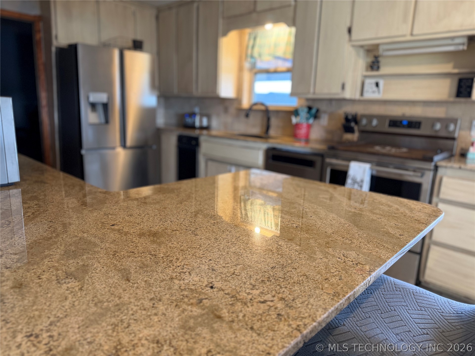 36474 E 1470 Property Photo 6