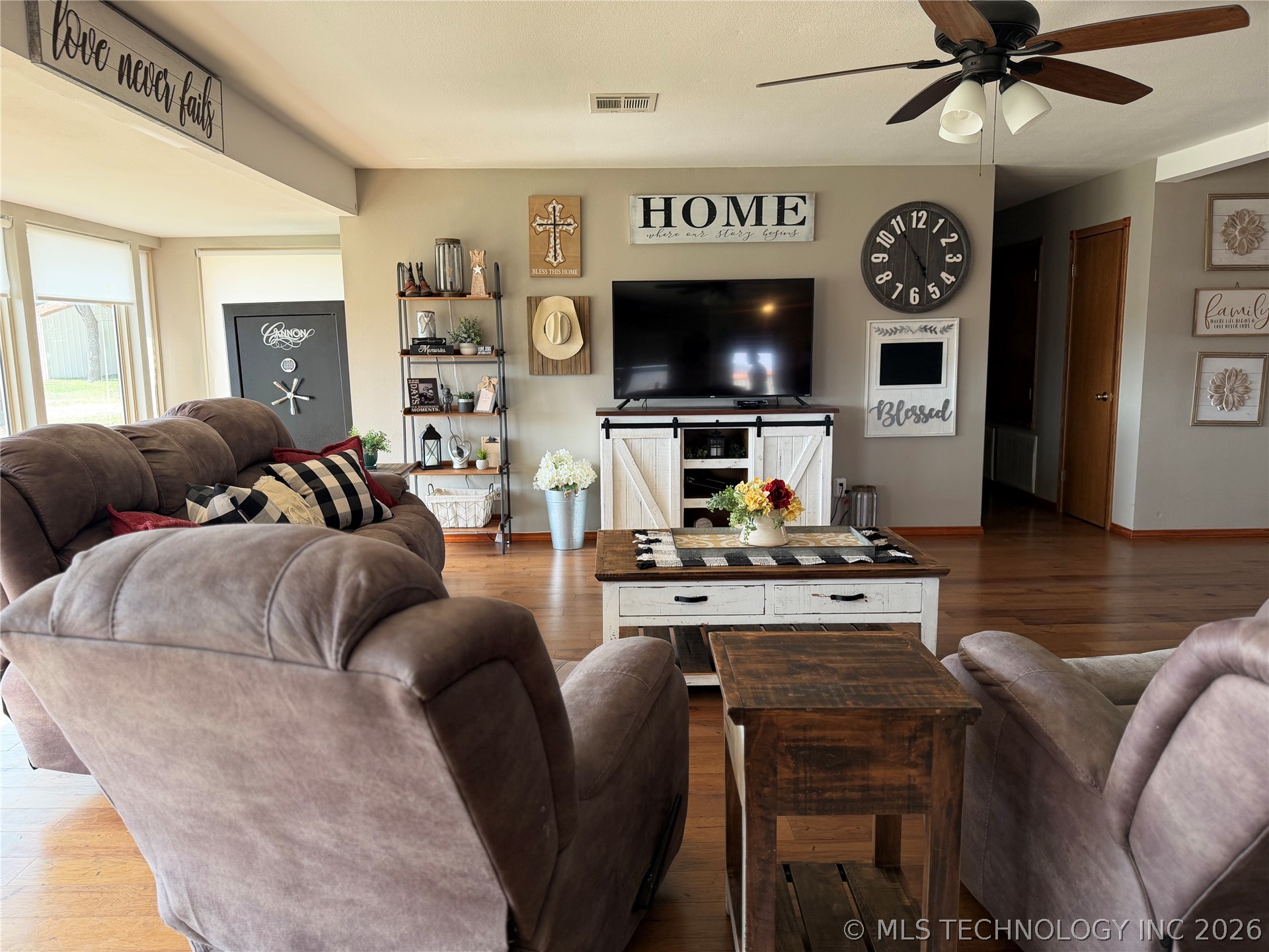 36474 E 1470 Property Photo 8