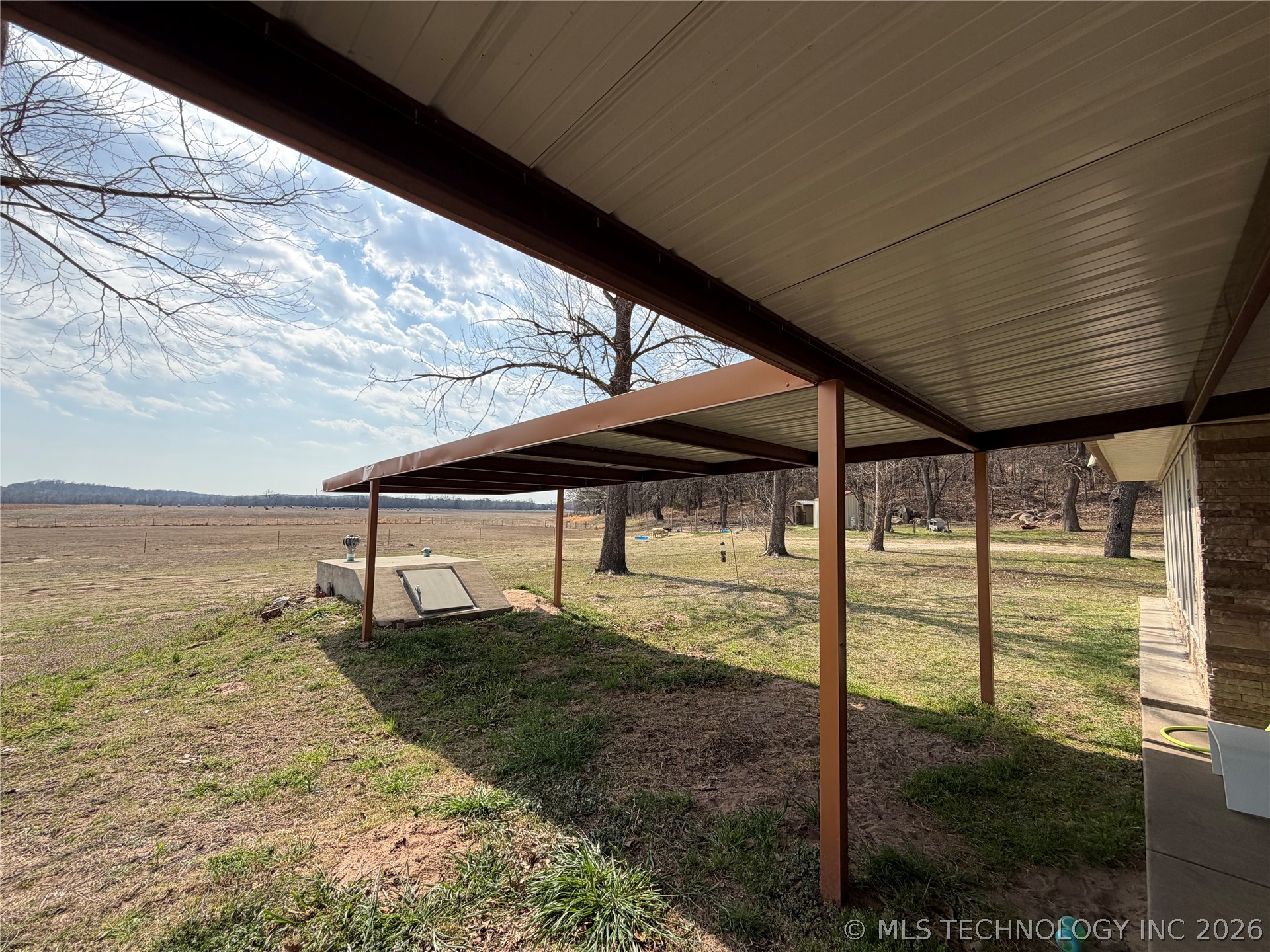 36474 E 1470 Property Photo 27