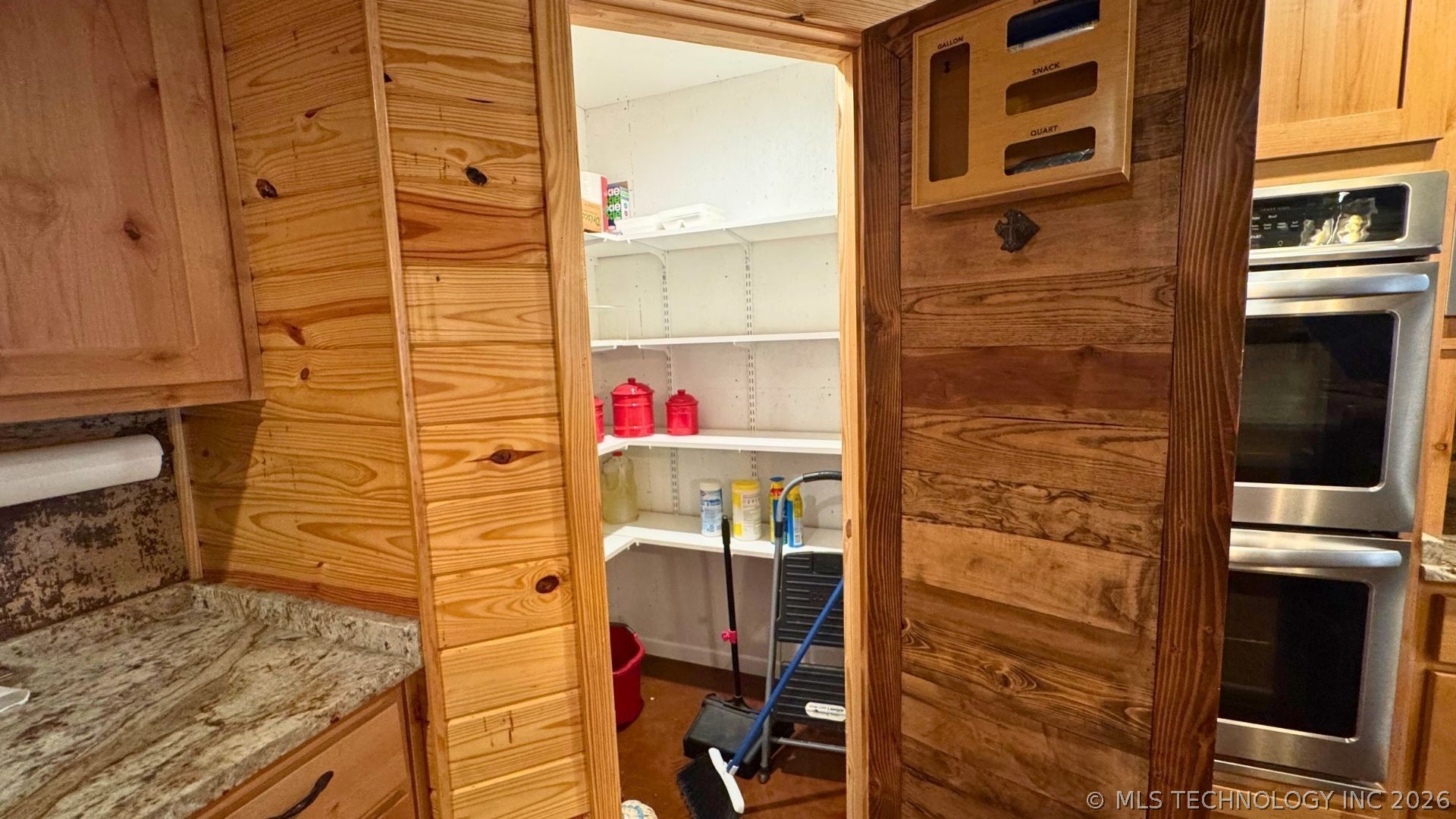 52901 201st Avenue Property Photo 17