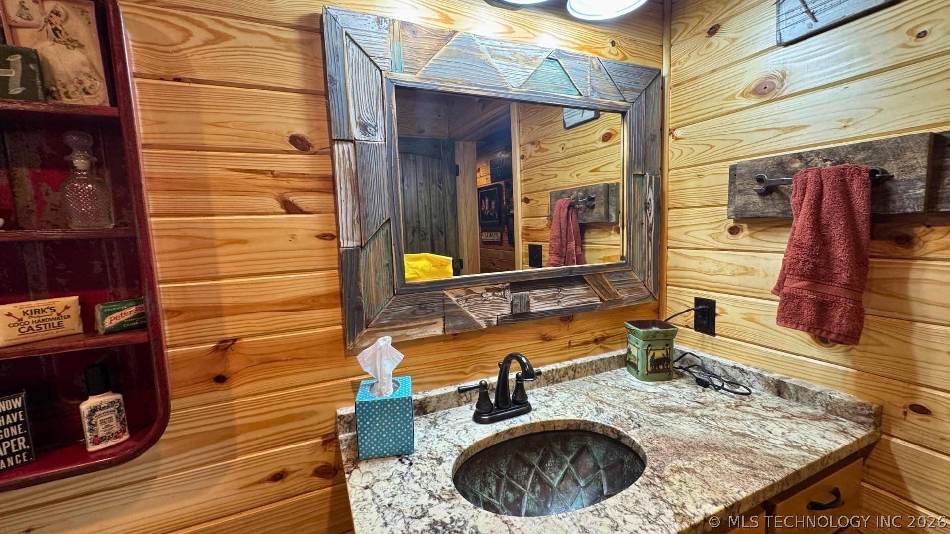 52901 201st Avenue Property Photo 40