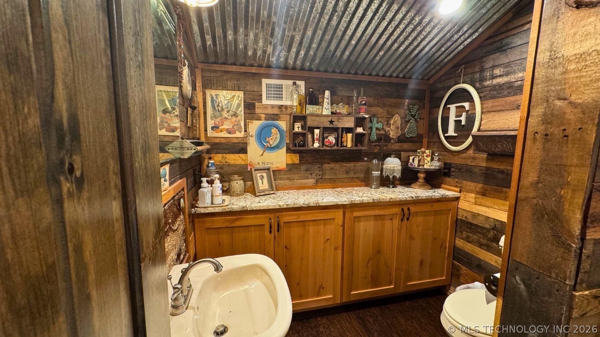 52901 201st Avenue Property Photo 48