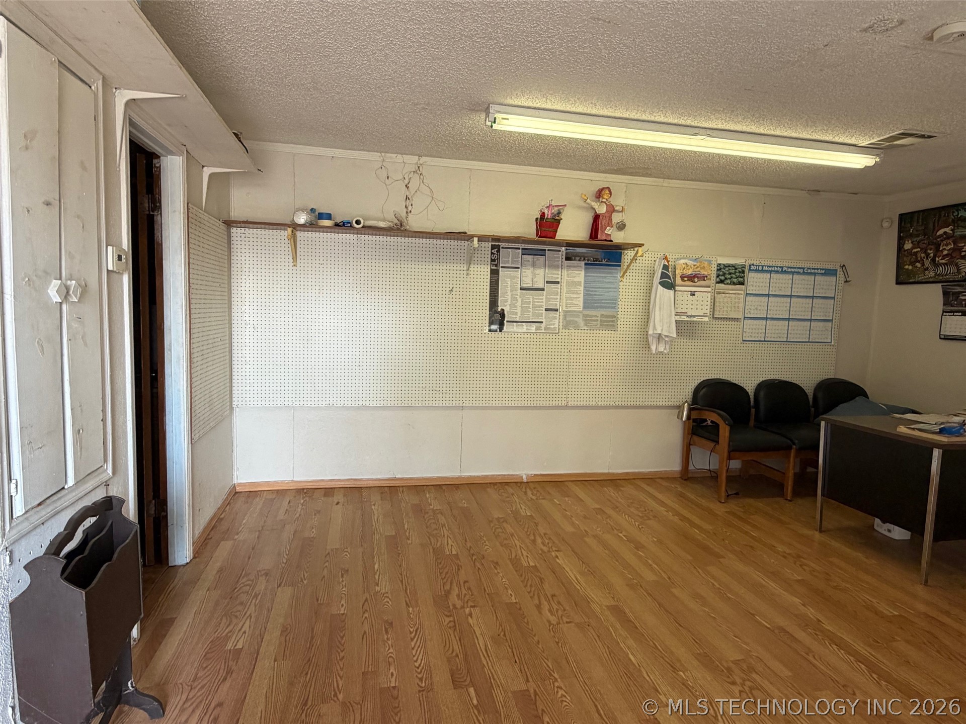 161 N Mississippi Avenue Property Photo 3