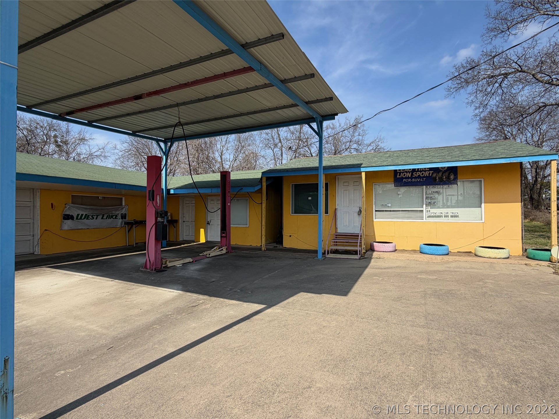 161 N Mississippi Avenue Property Photo 6