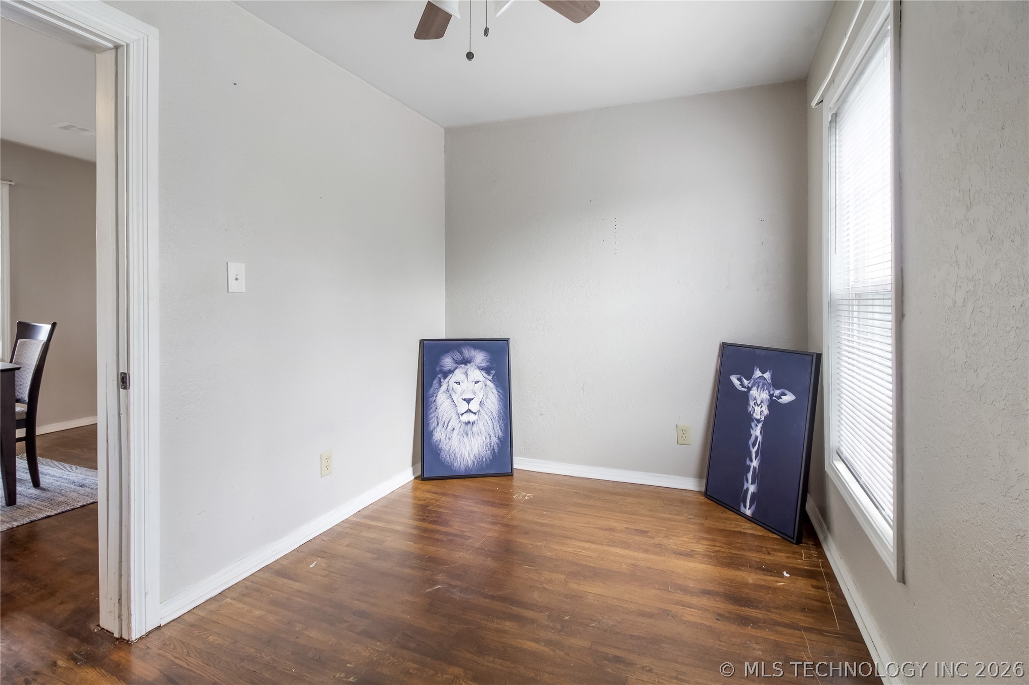 1916 W Union Place Property Photo 9