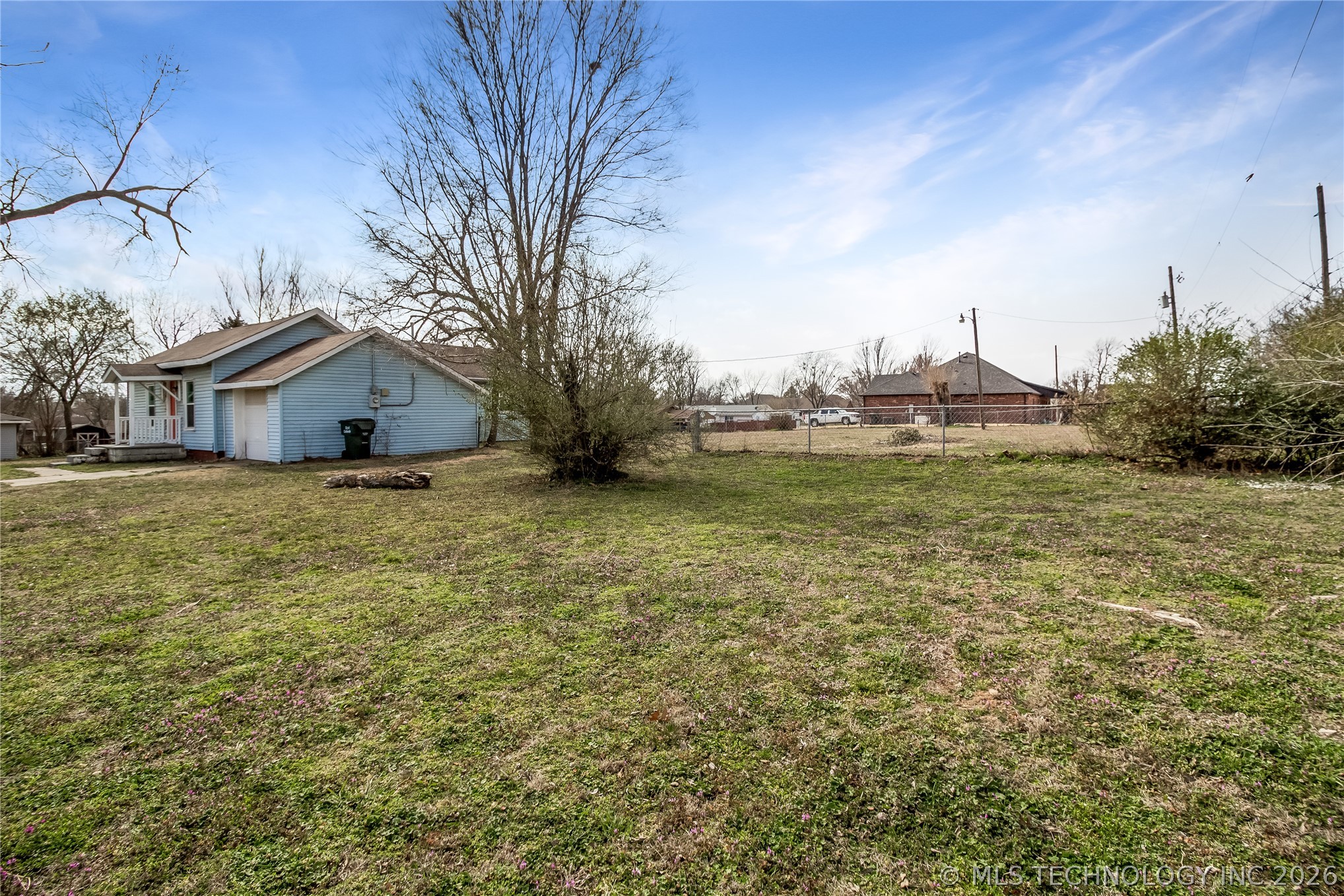 1916 W Union Place Property Photo 12