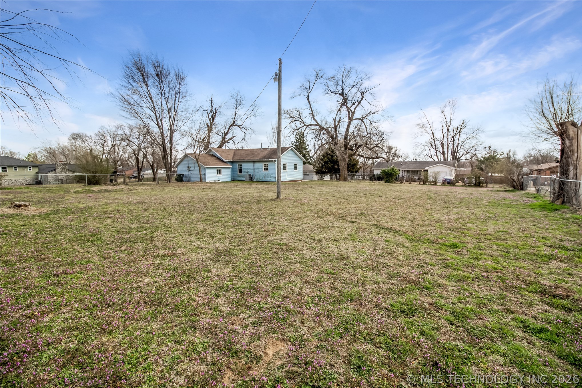 1916 W Union Place Property Photo 13