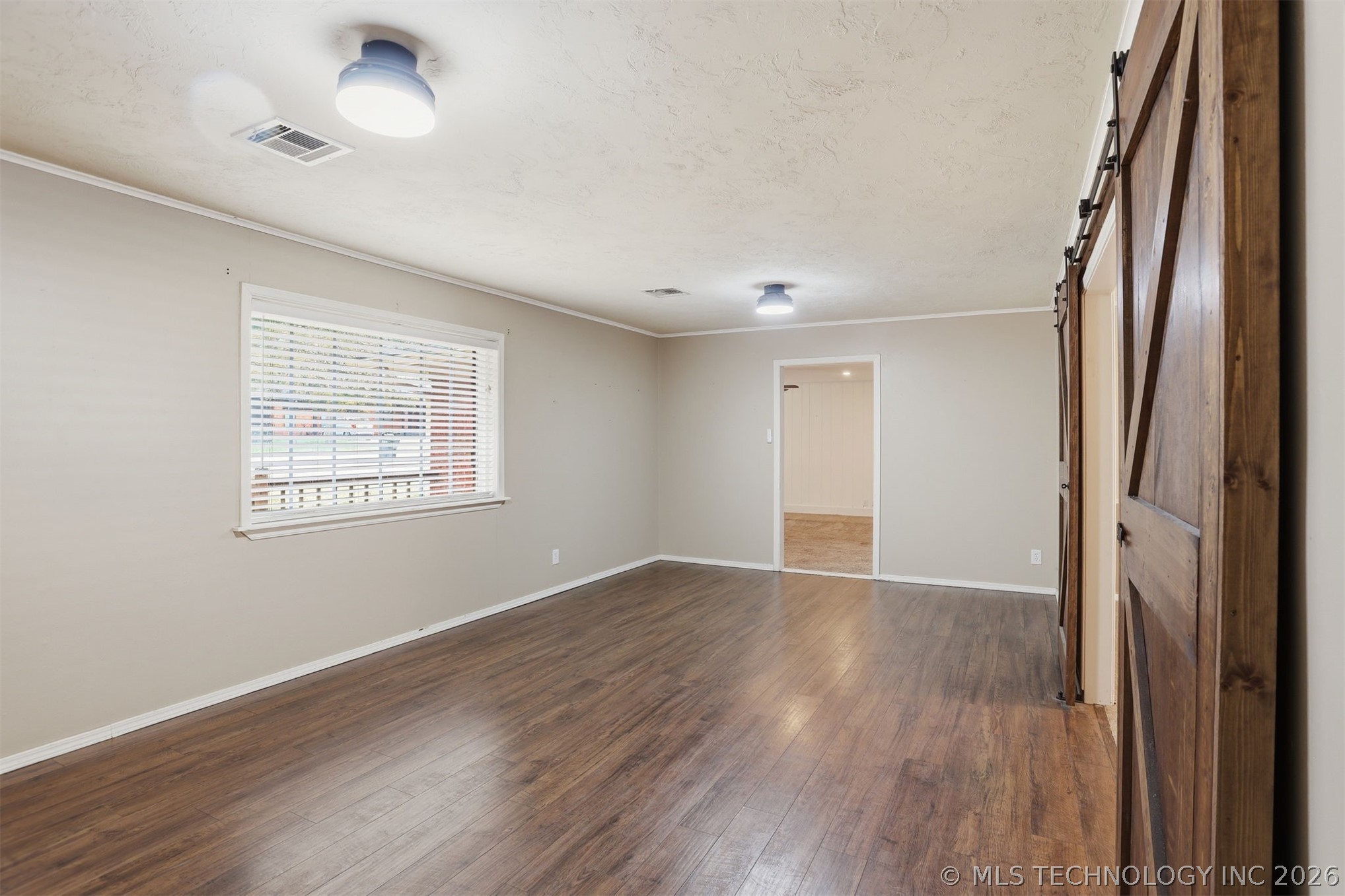 604 E 22nd Street Property Photo 14