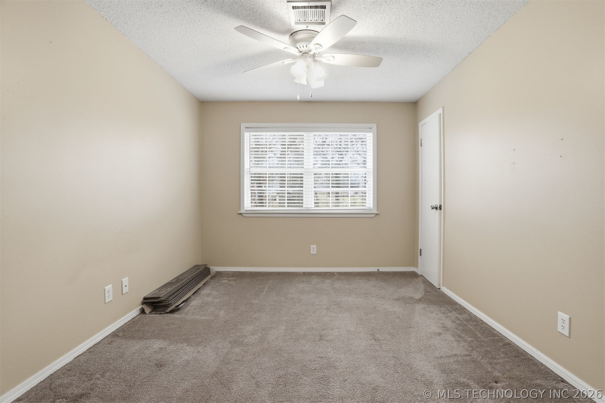 604 E 22nd Street Property Photo 23