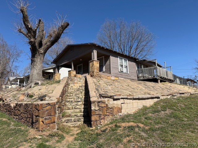 209 W Broadway Street Property Photo 2