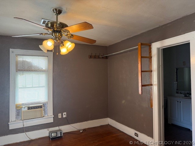 209 W Broadway Street Property Photo 6