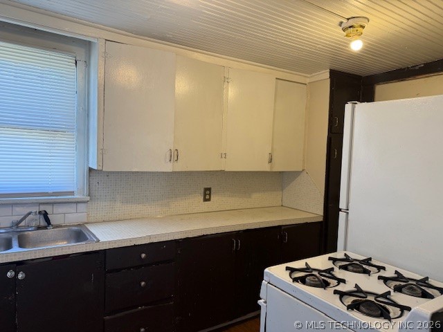 209 W Broadway Street Property Photo 11