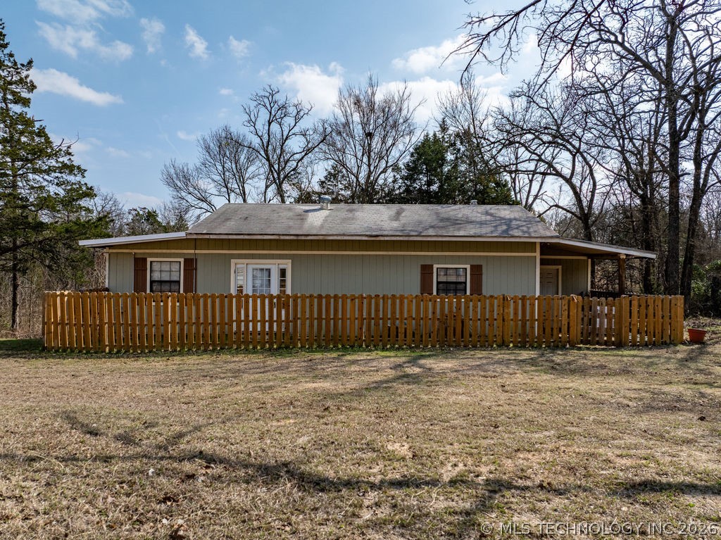 8800 S Rock Creek Road Property Photo 2