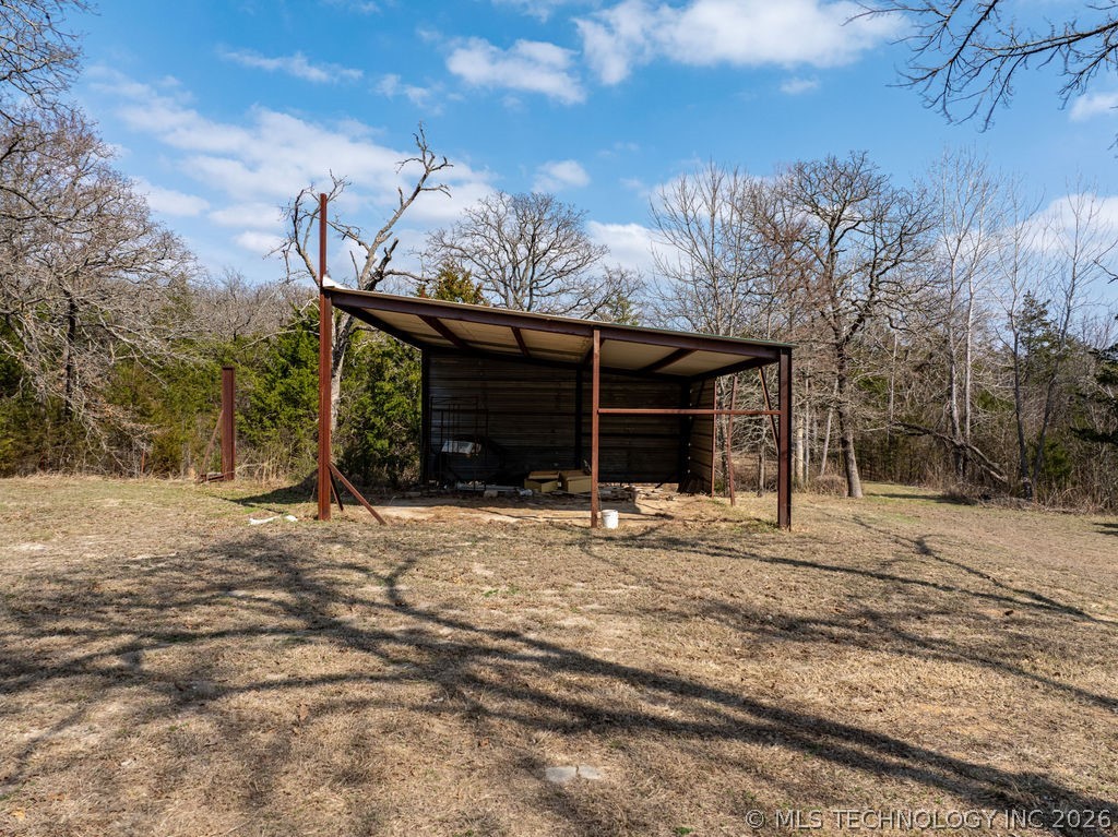 8800 S Rock Creek Road Property Photo 6