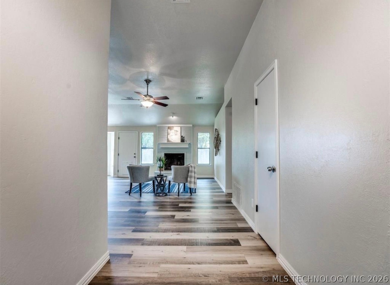 405 Crestland Dr East Avenue Property Photo 4