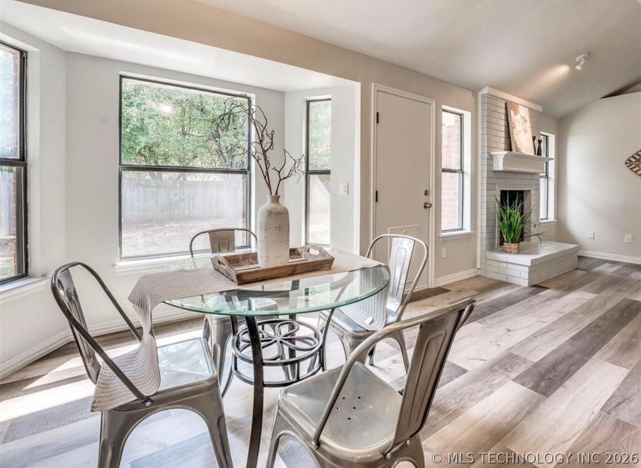 405 Crestland Dr East Avenue Property Photo 12