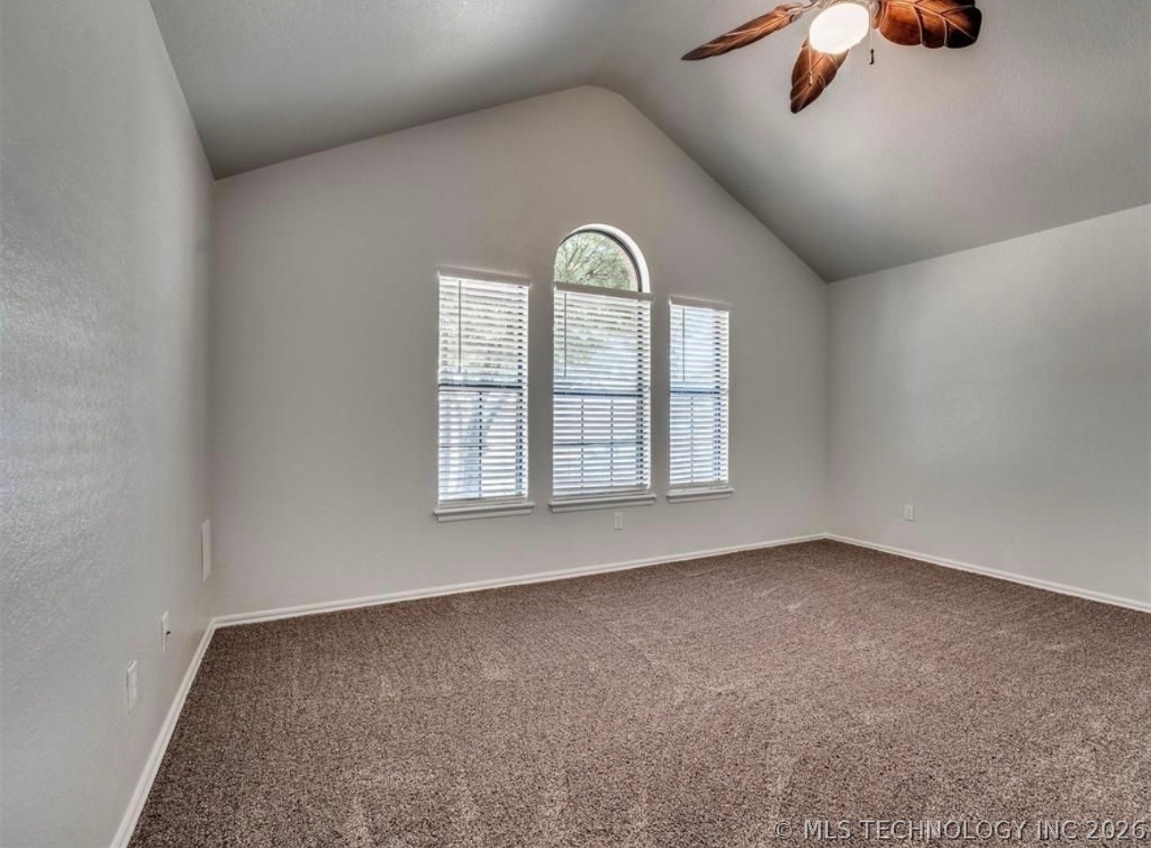 405 Crestland Dr East Avenue Property Photo 16