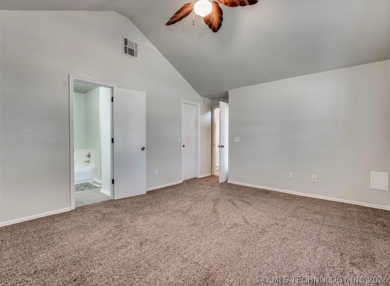 405 Crestland Dr East Avenue Property Photo 17