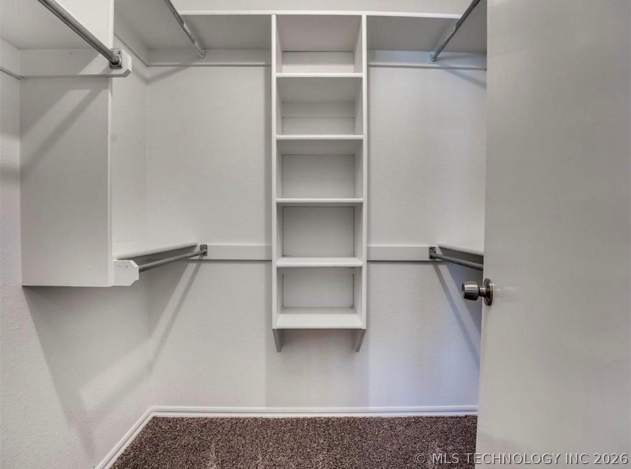 405 Crestland Dr East Avenue Property Photo 21