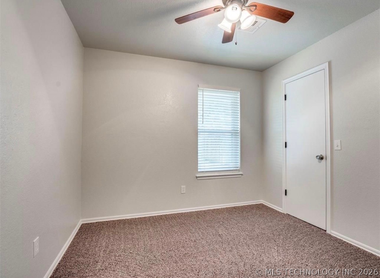 405 Crestland Dr East Avenue Property Photo 23