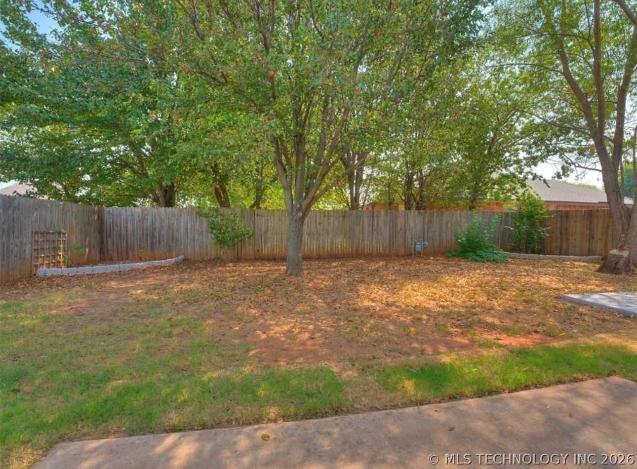 405 Crestland Dr East Avenue Property Photo 32