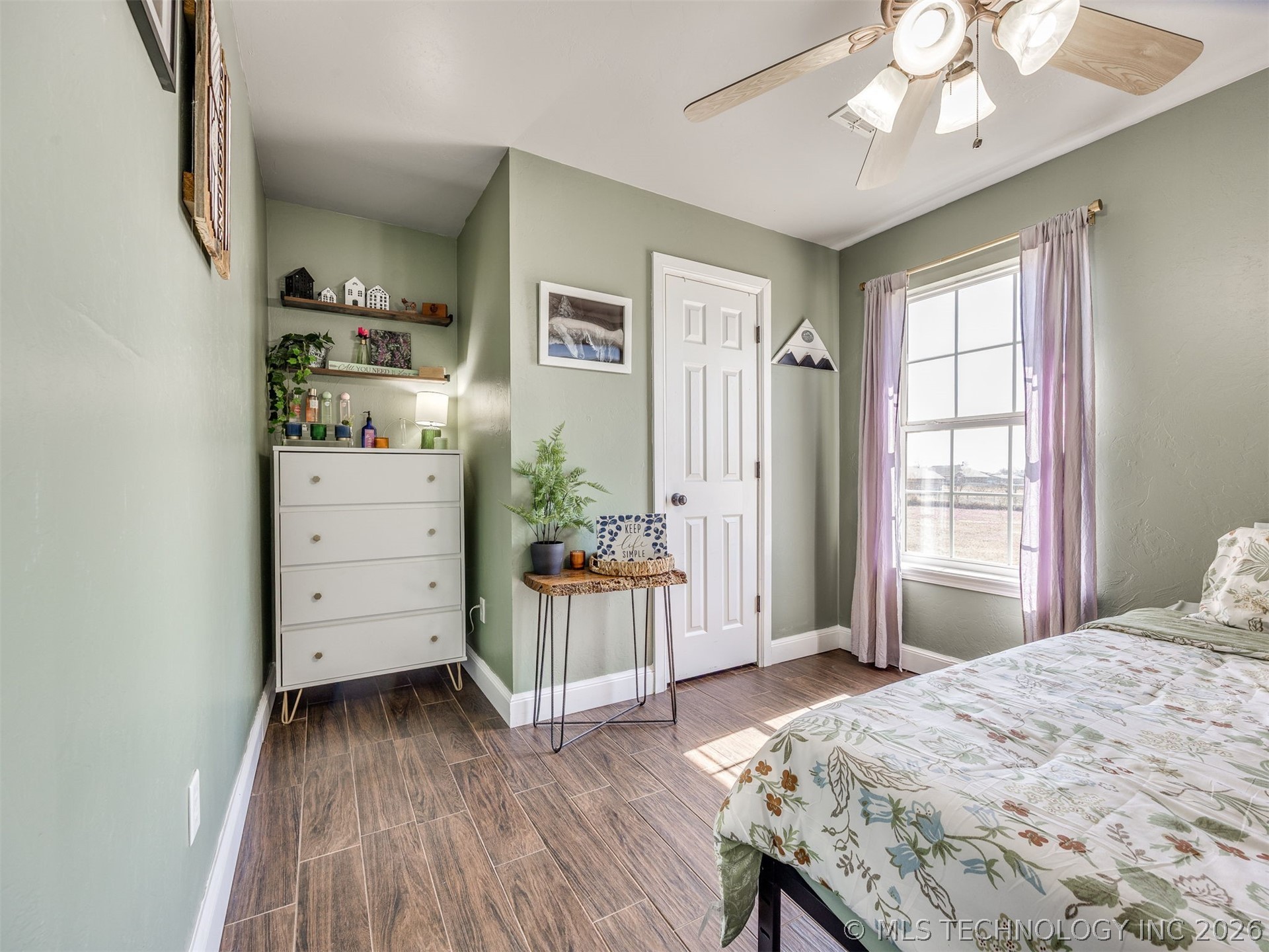 1320 Kristin Lane Property Photo 7