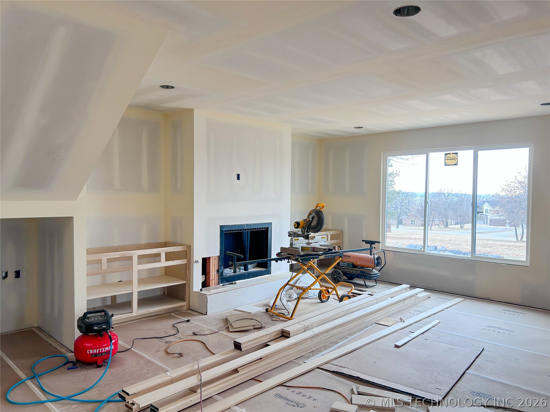 116771 S 4299 Loop Property Photo 12