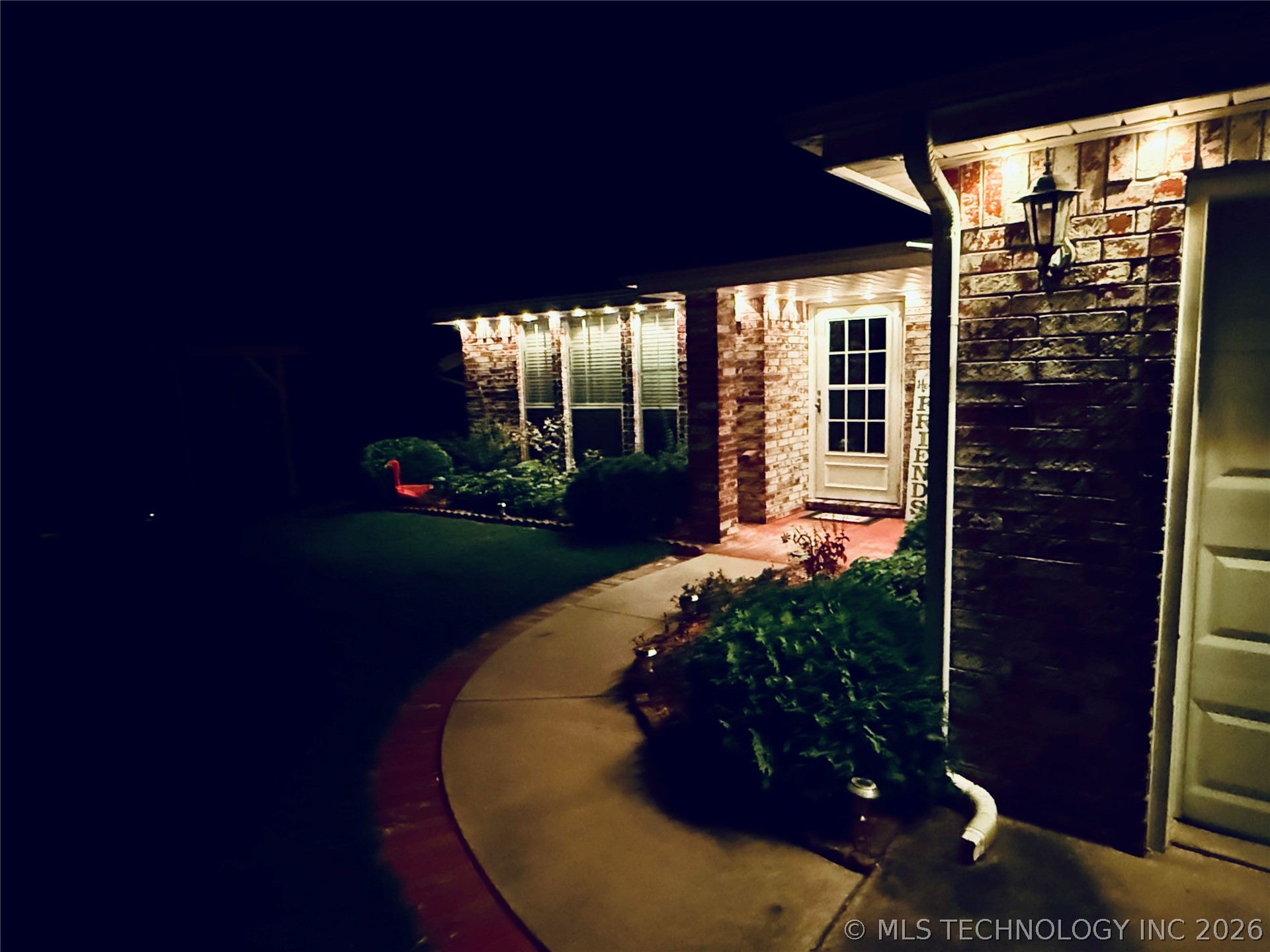114516 Portside Drive Property Photo 8