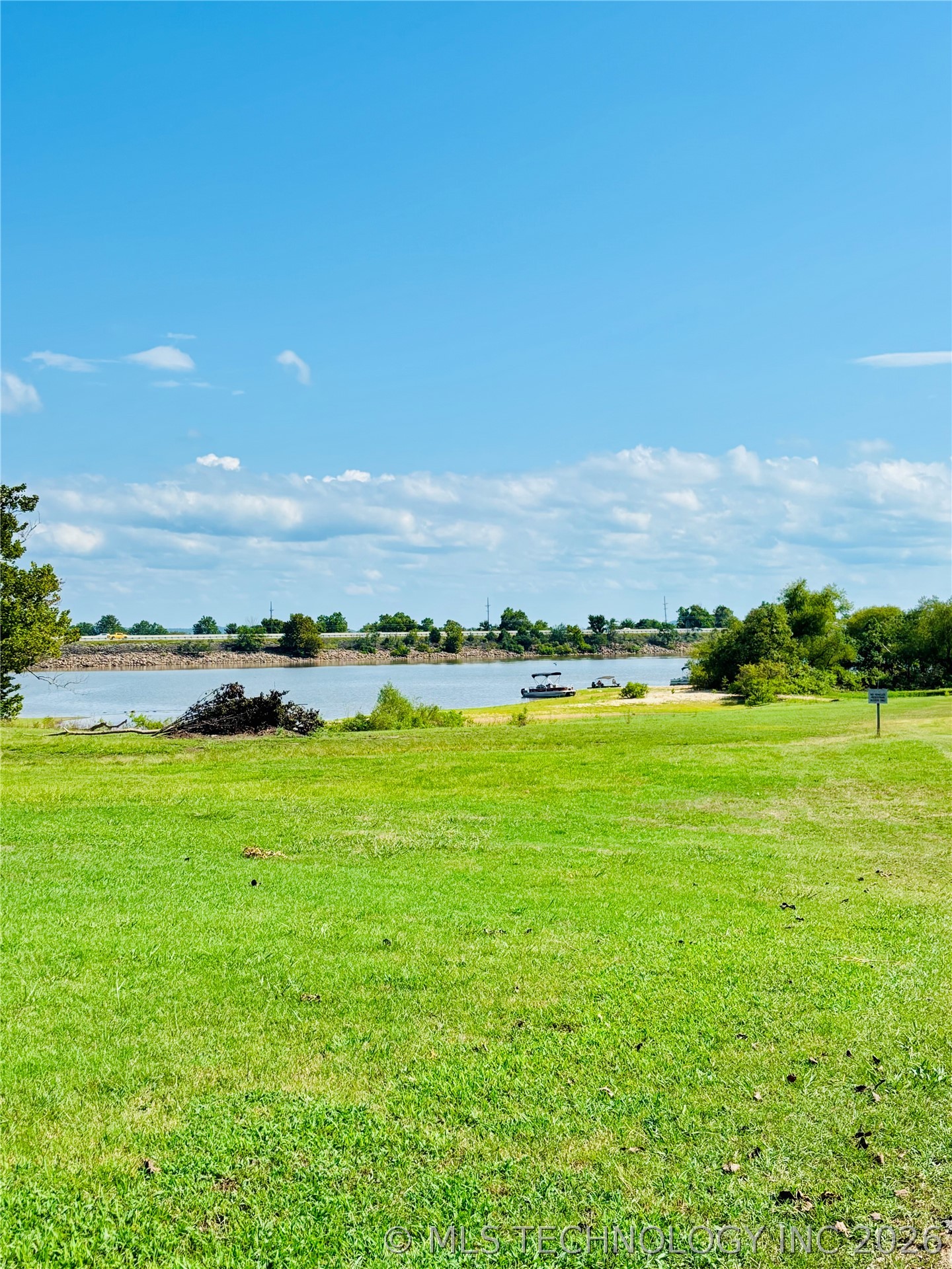 114516 Portside Drive Property Photo 44
