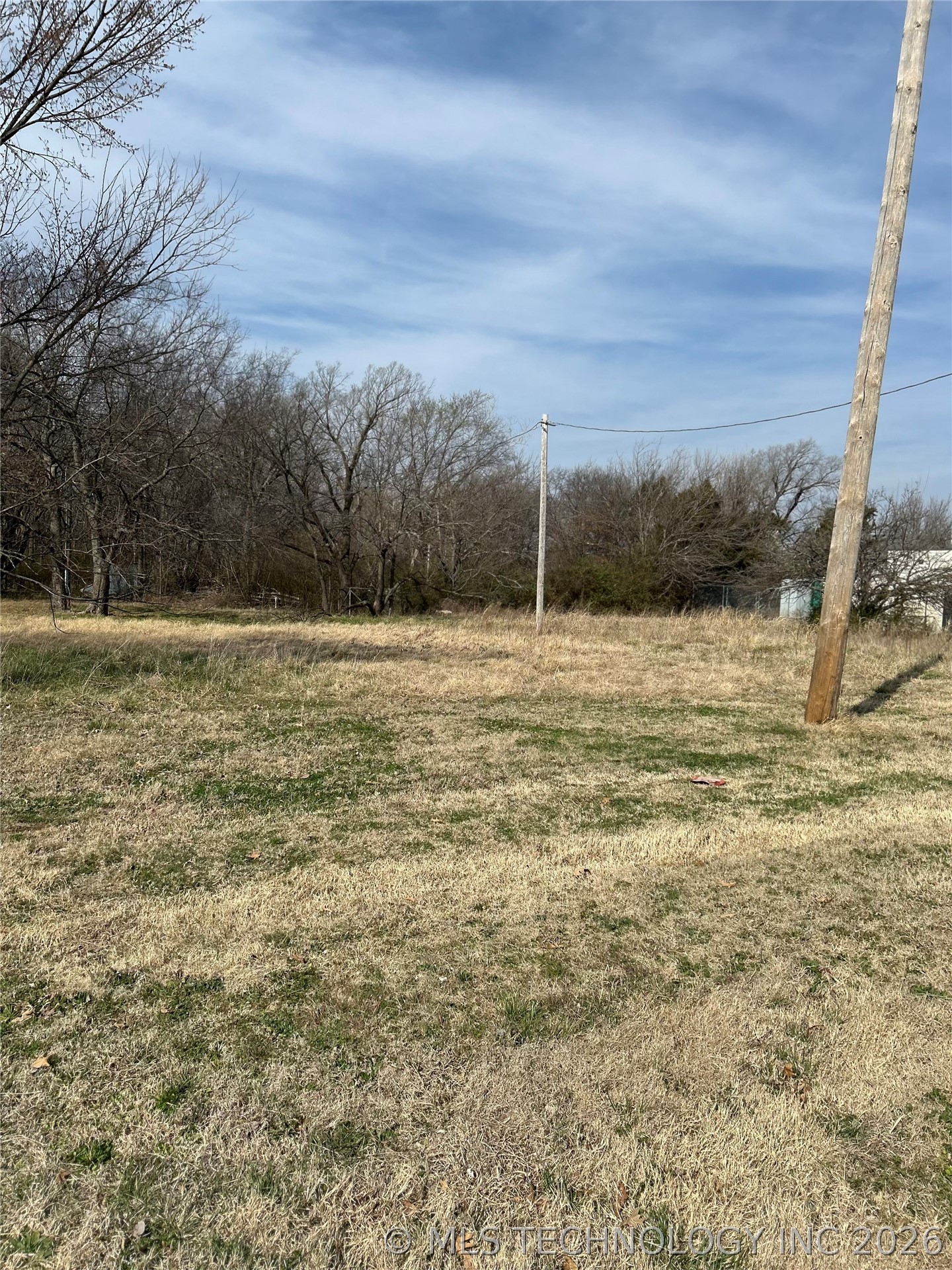 10018 N 145th Avenue E Property Photo 4