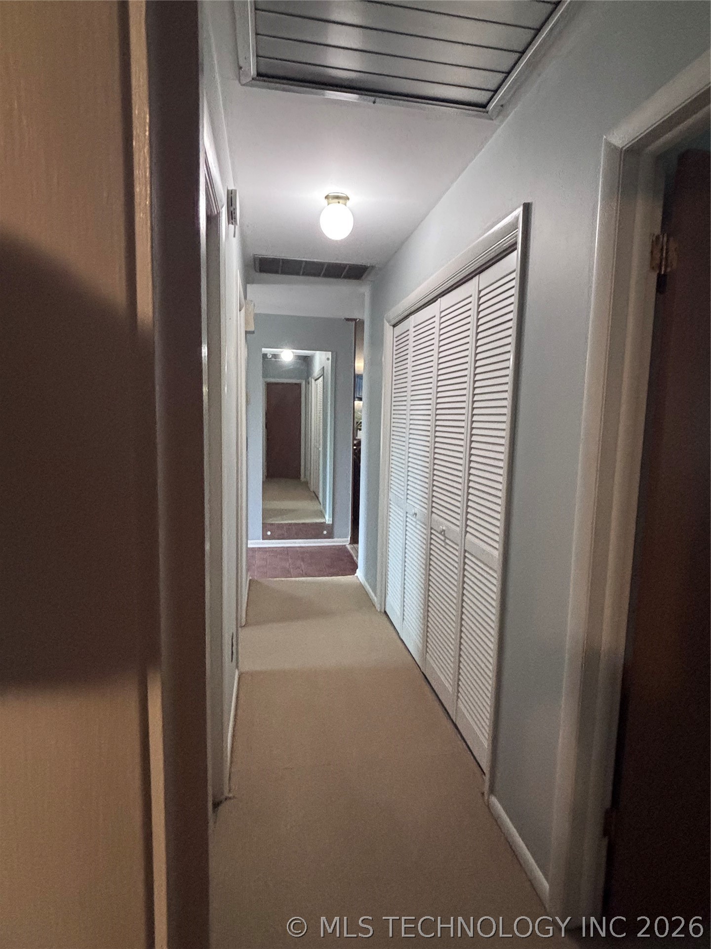 1868 E 57th Place Property Photo 16