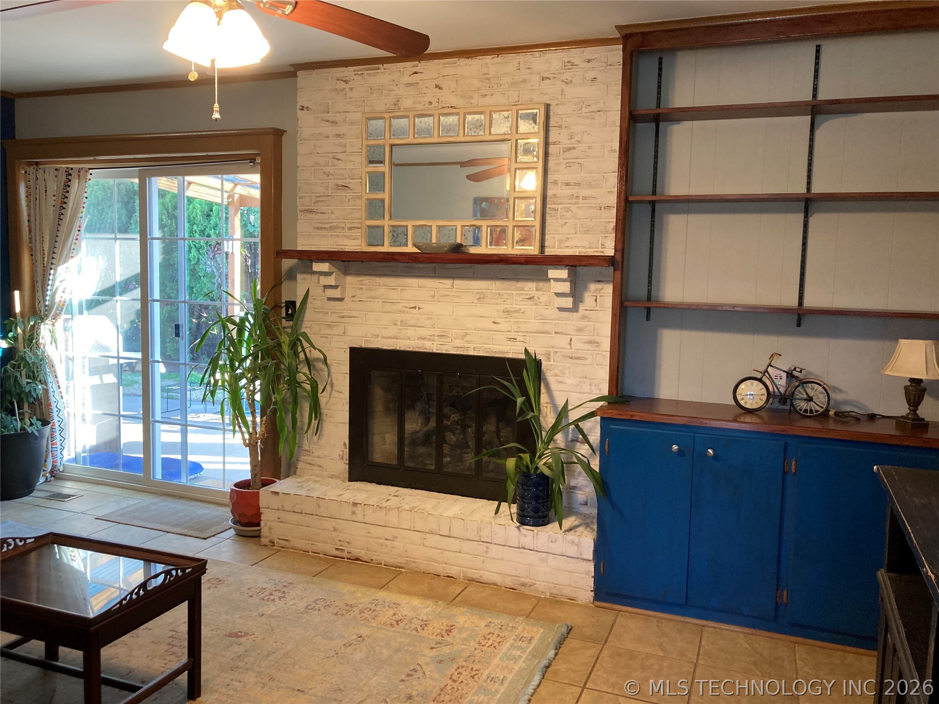 1868 E 57th Place Property Photo 23