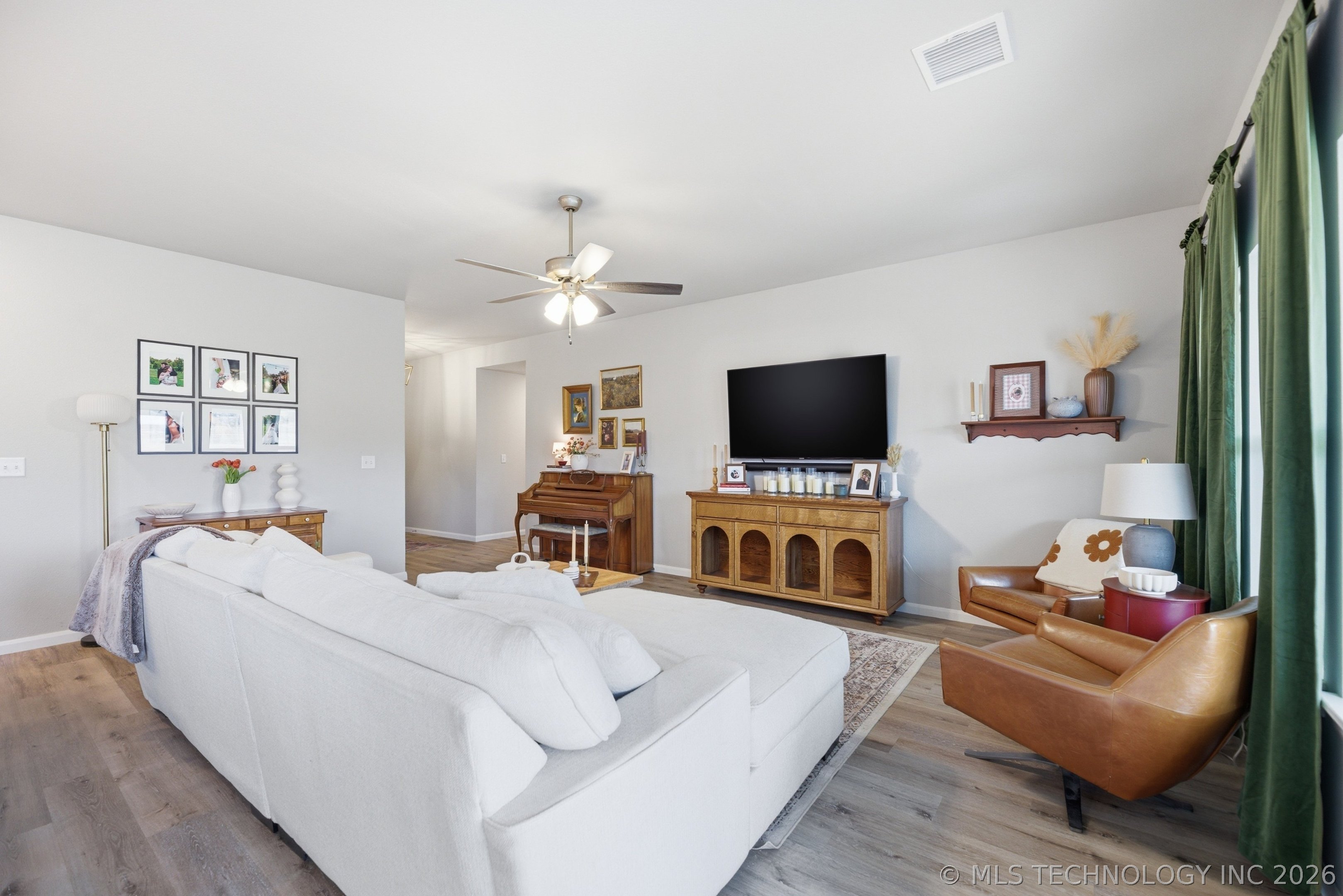 28007 E 107th Street S Property Photo 7