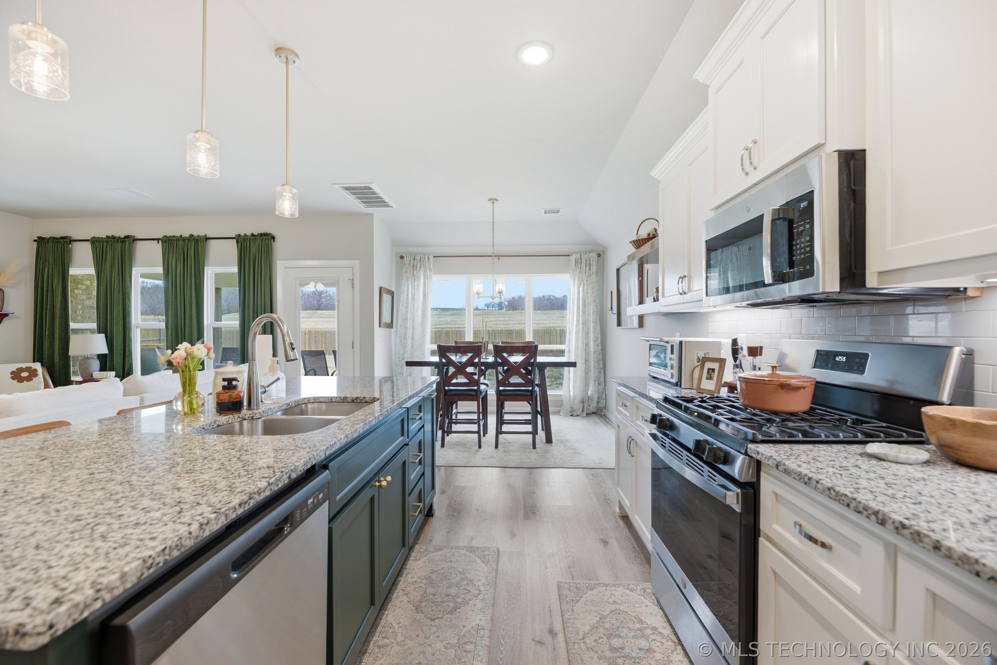 28007 E 107th Street S Property Photo 13