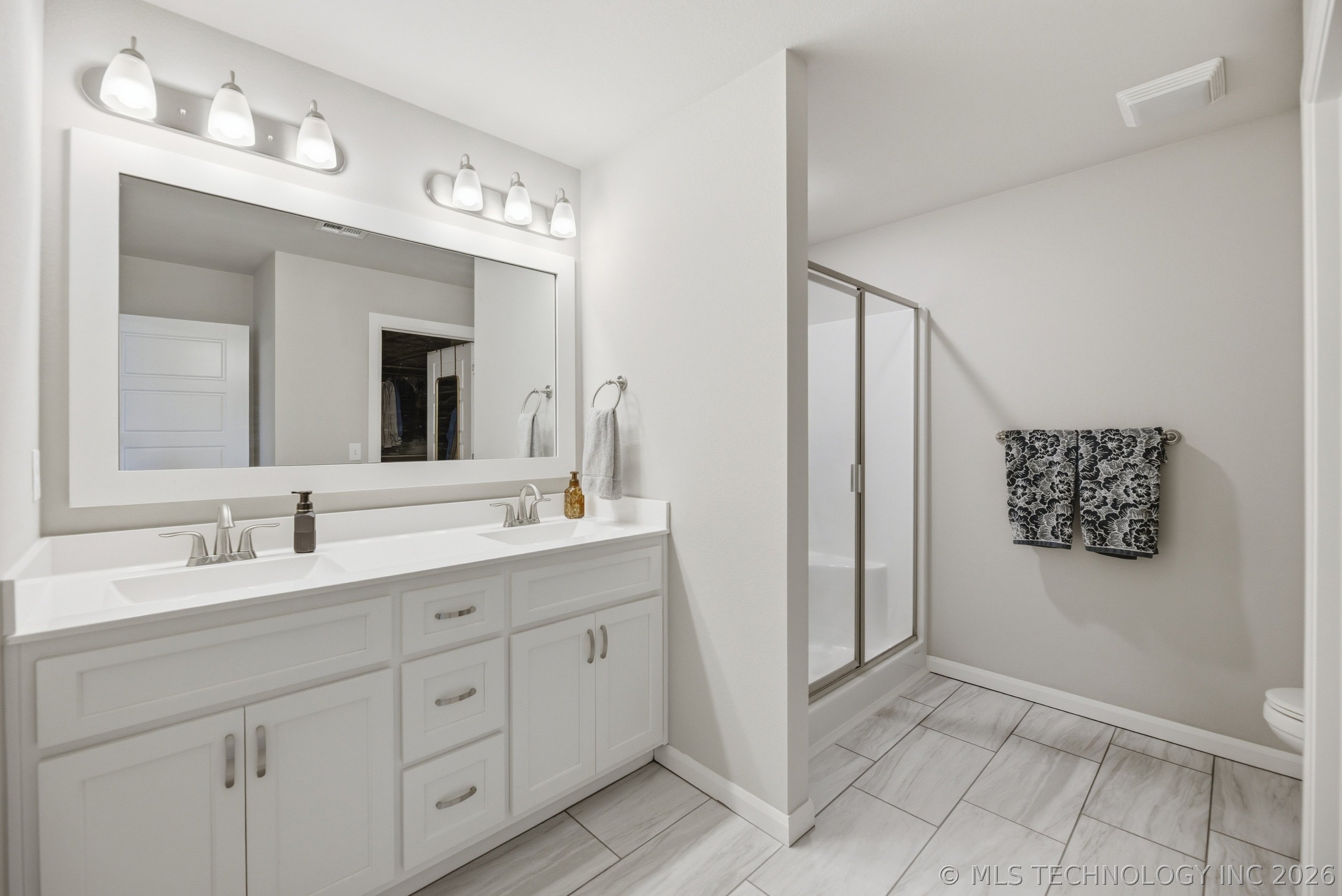 28007 E 107th Street S Property Photo 23