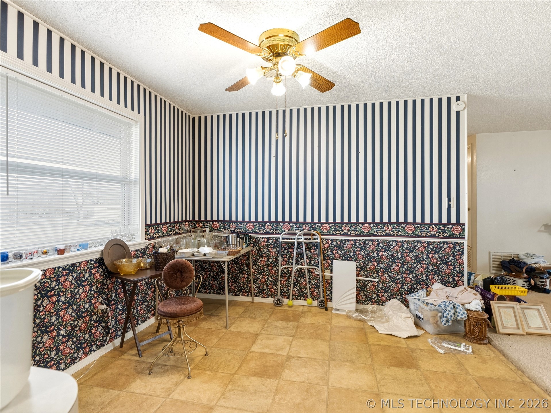 11922 County Road 3570 Property Photo 12