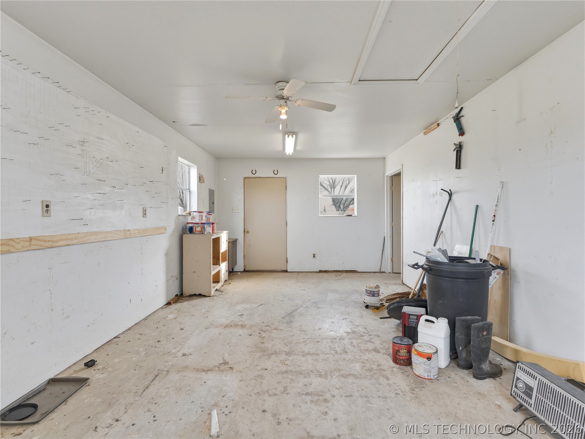11922 County Road 3570 Property Photo 43