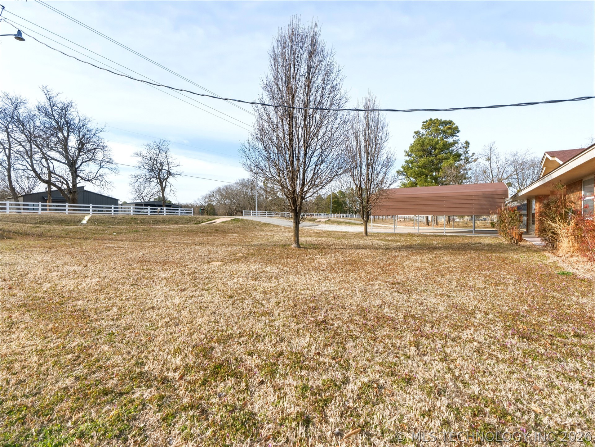 11922 County Road 3570 Property Photo 49