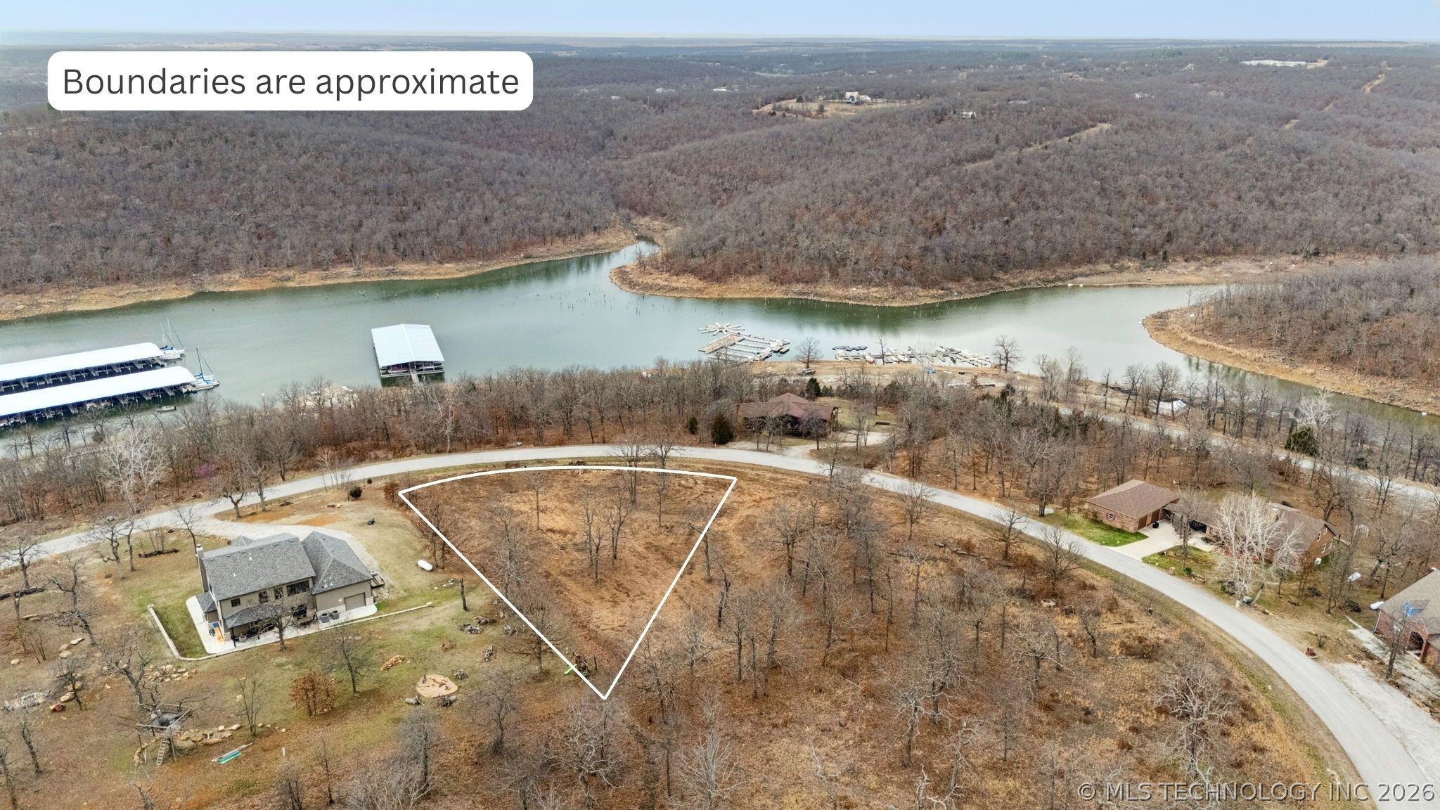 Scenic Circle Property Photo 5