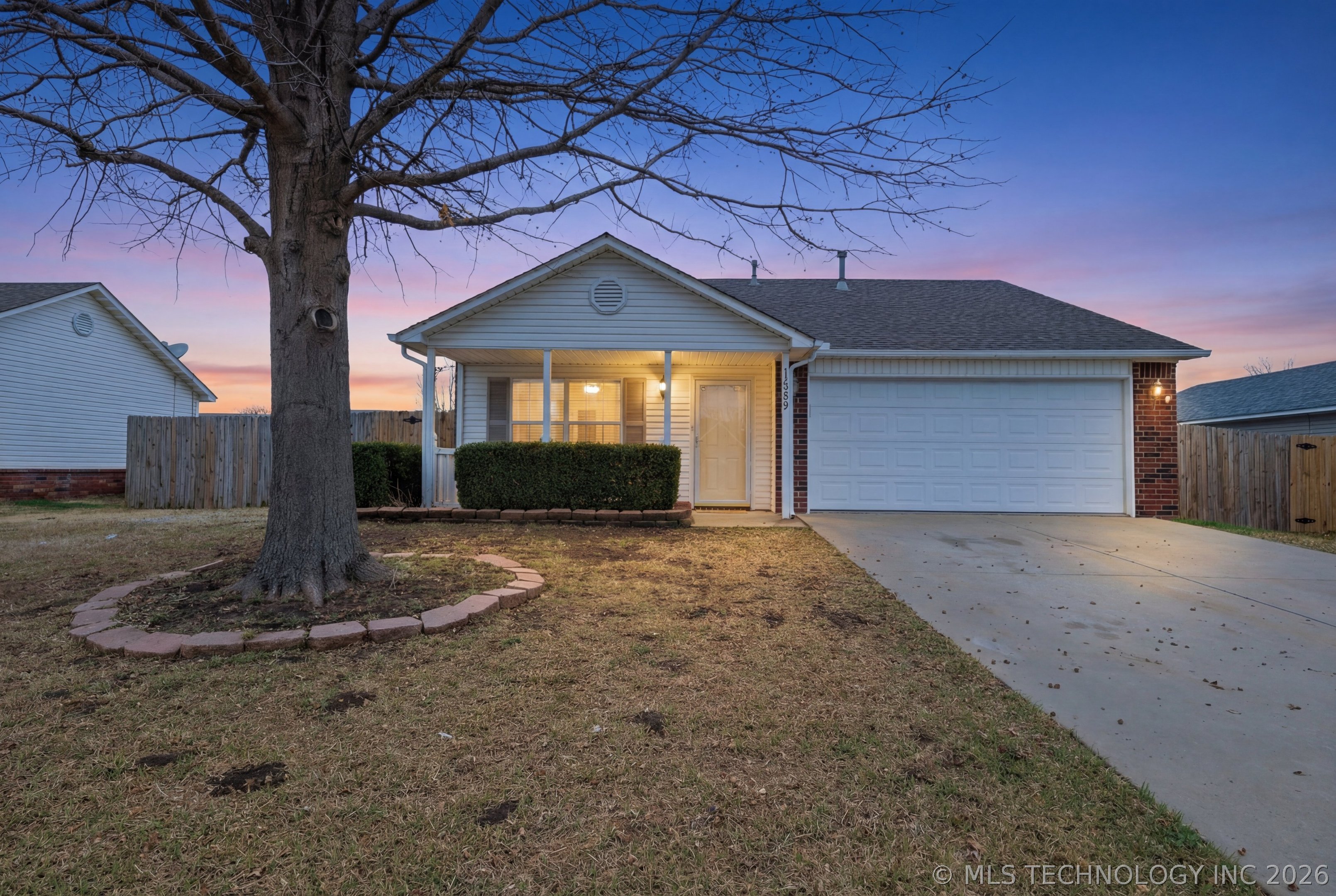14905 E 89th Place N Property Photo 1