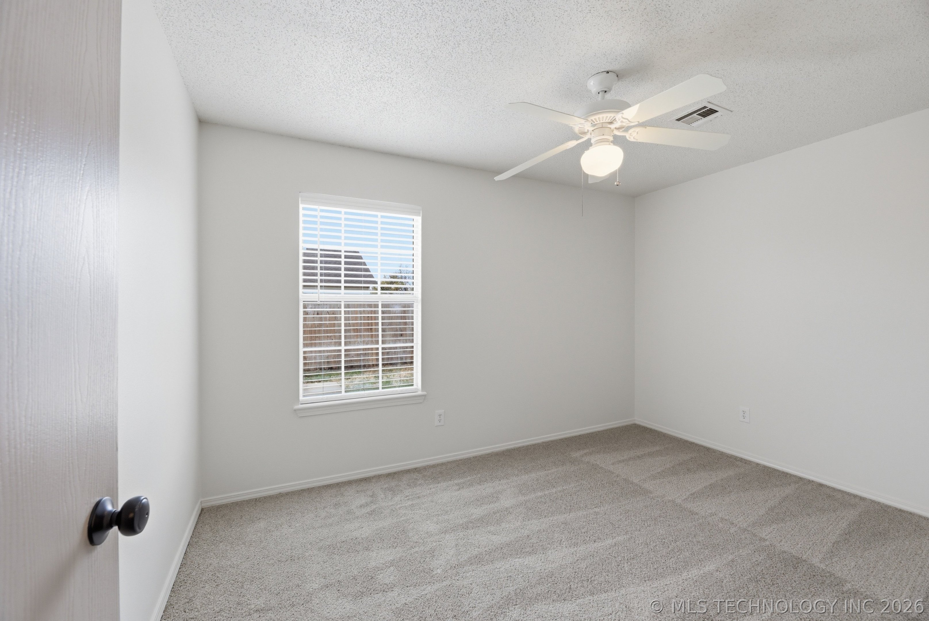 14905 E 89th Place N Property Photo 13