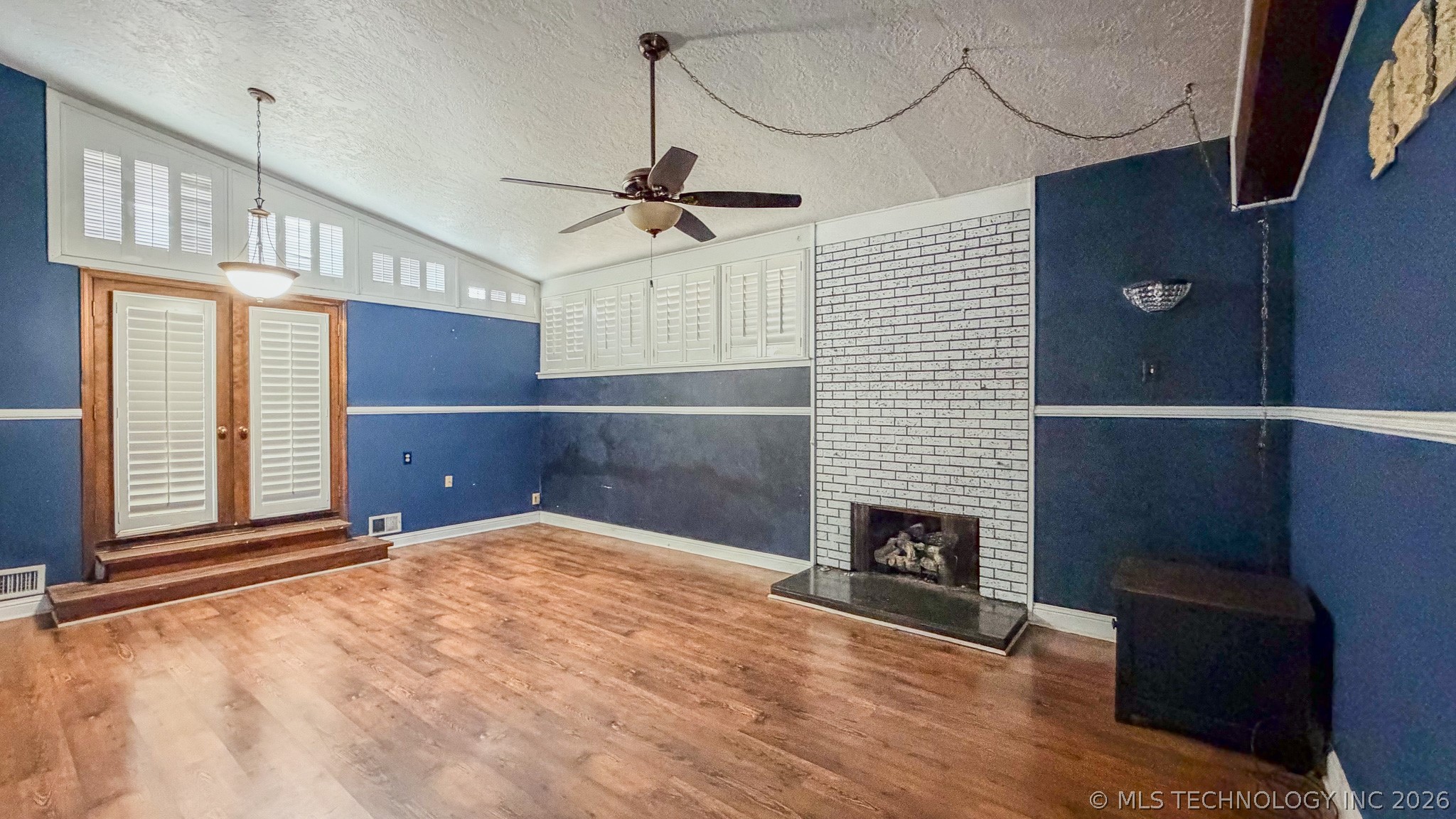 1625 Arlington Street Property Photo 13